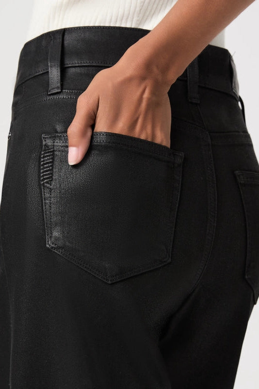 Anessa 31 - Black Fog Luxe Coating
