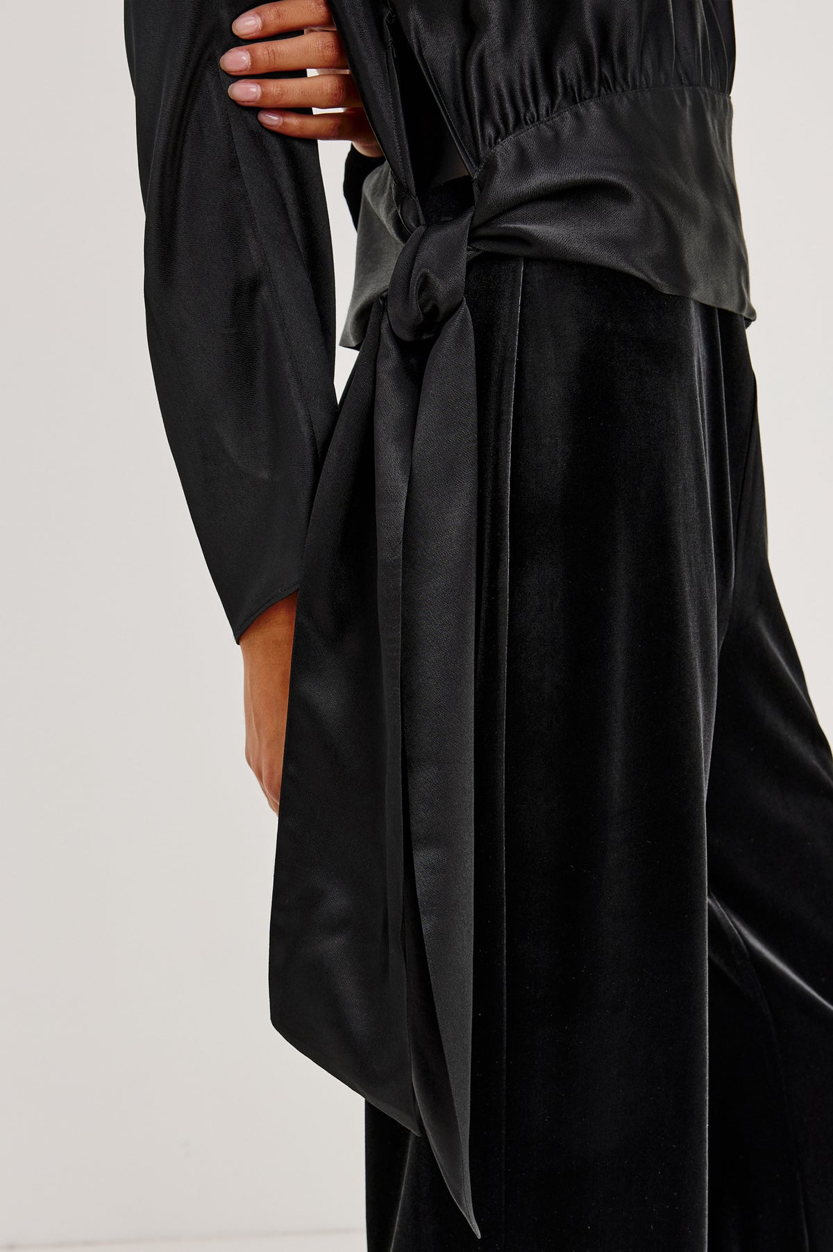 Opal Top In Black