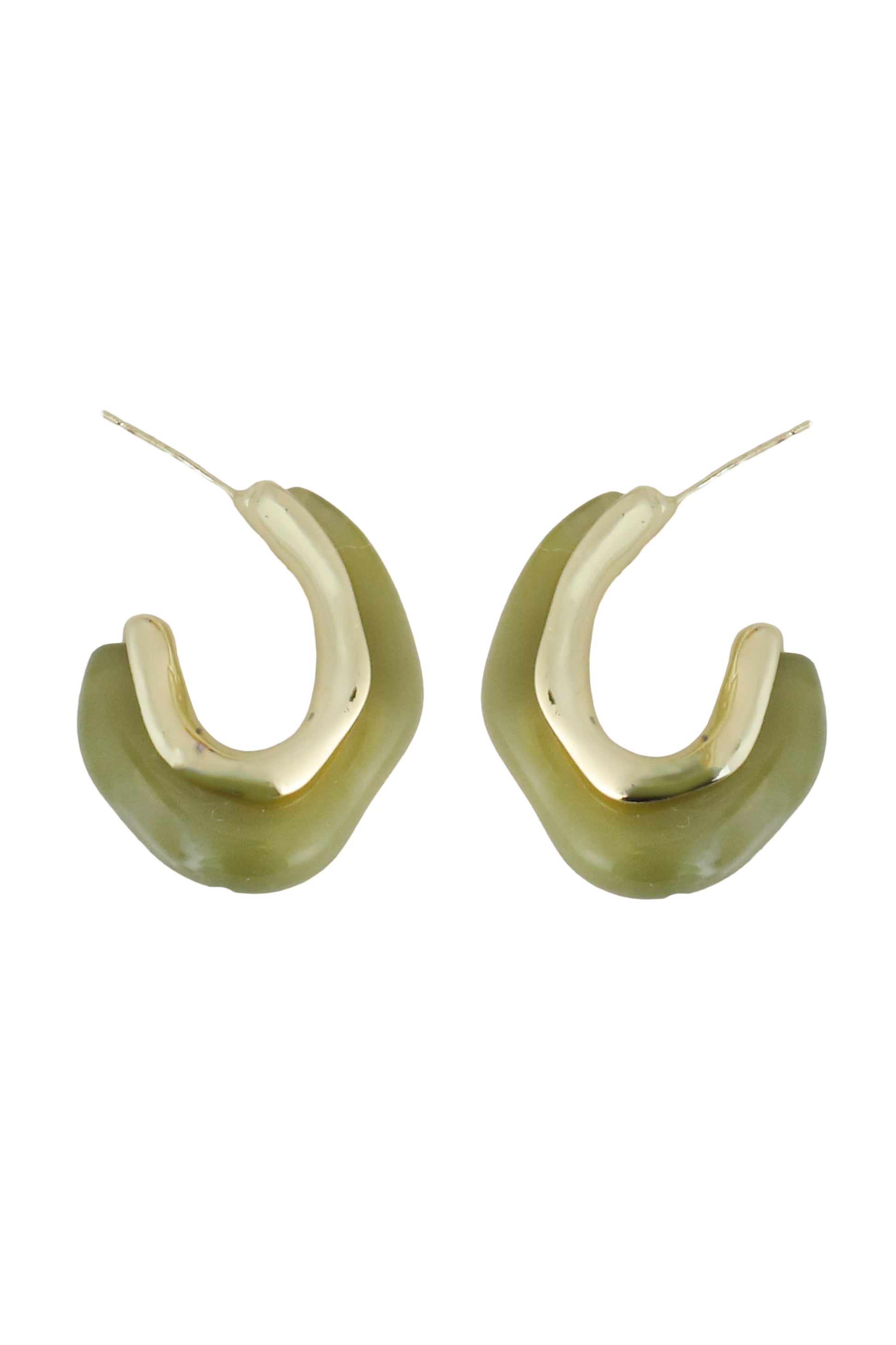 The Resin Organic J Shape Hoop Earrings by South Moon Under feature a modern, chunky design with a multi-color palette—gold-plated brass forms the inner curve, while the outer layer is crafted from vibrant green resin. Finished with secure post backings, these earrings offer both comfort and contemporary style.