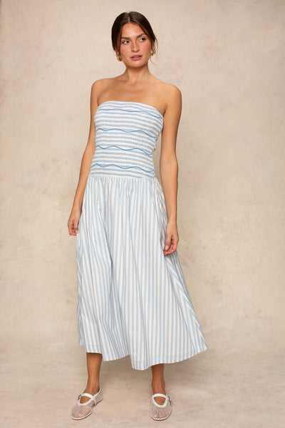 Nora Strapless Smocked Midi Dress Blue Multi / XS