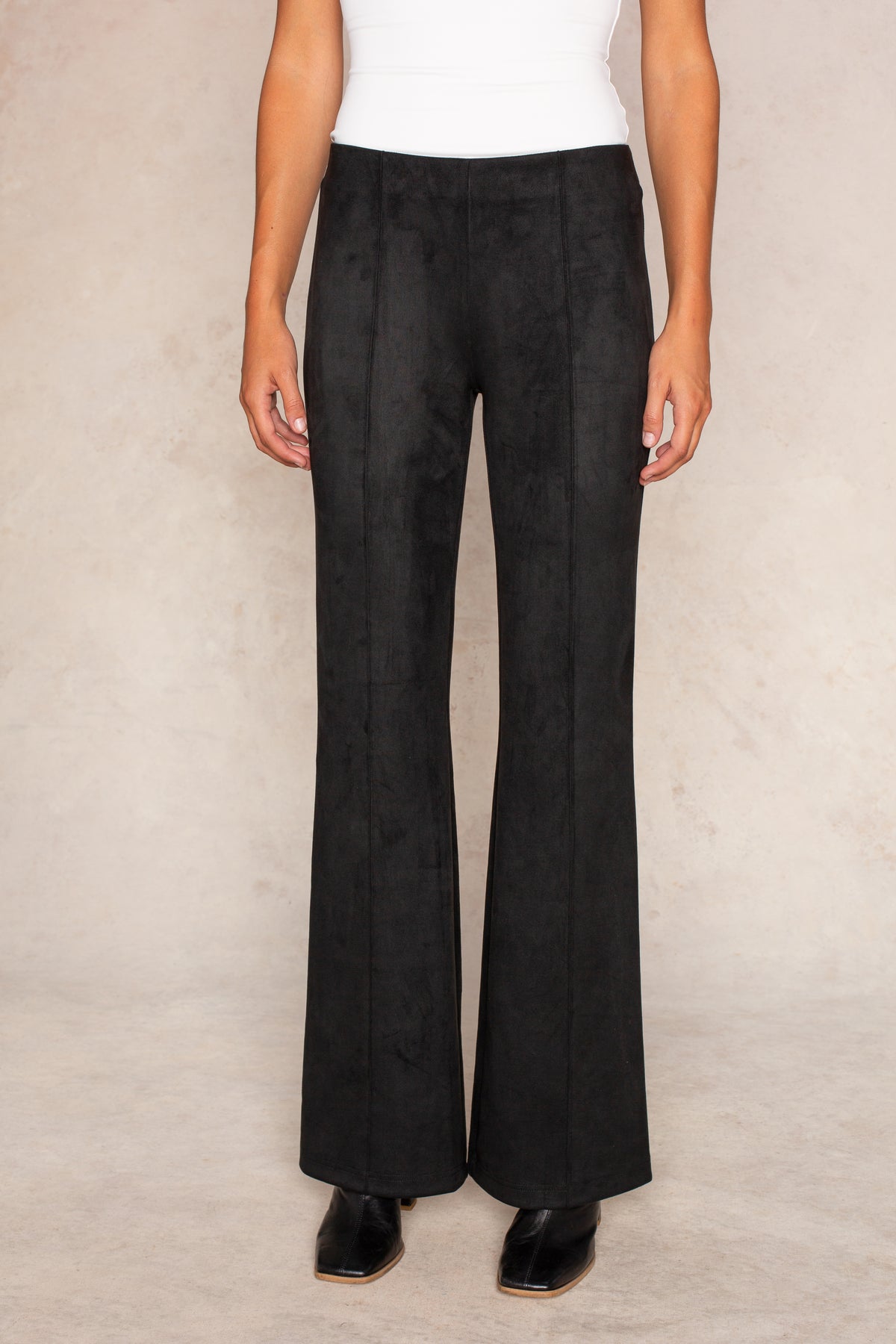 Floriana Pant In Black