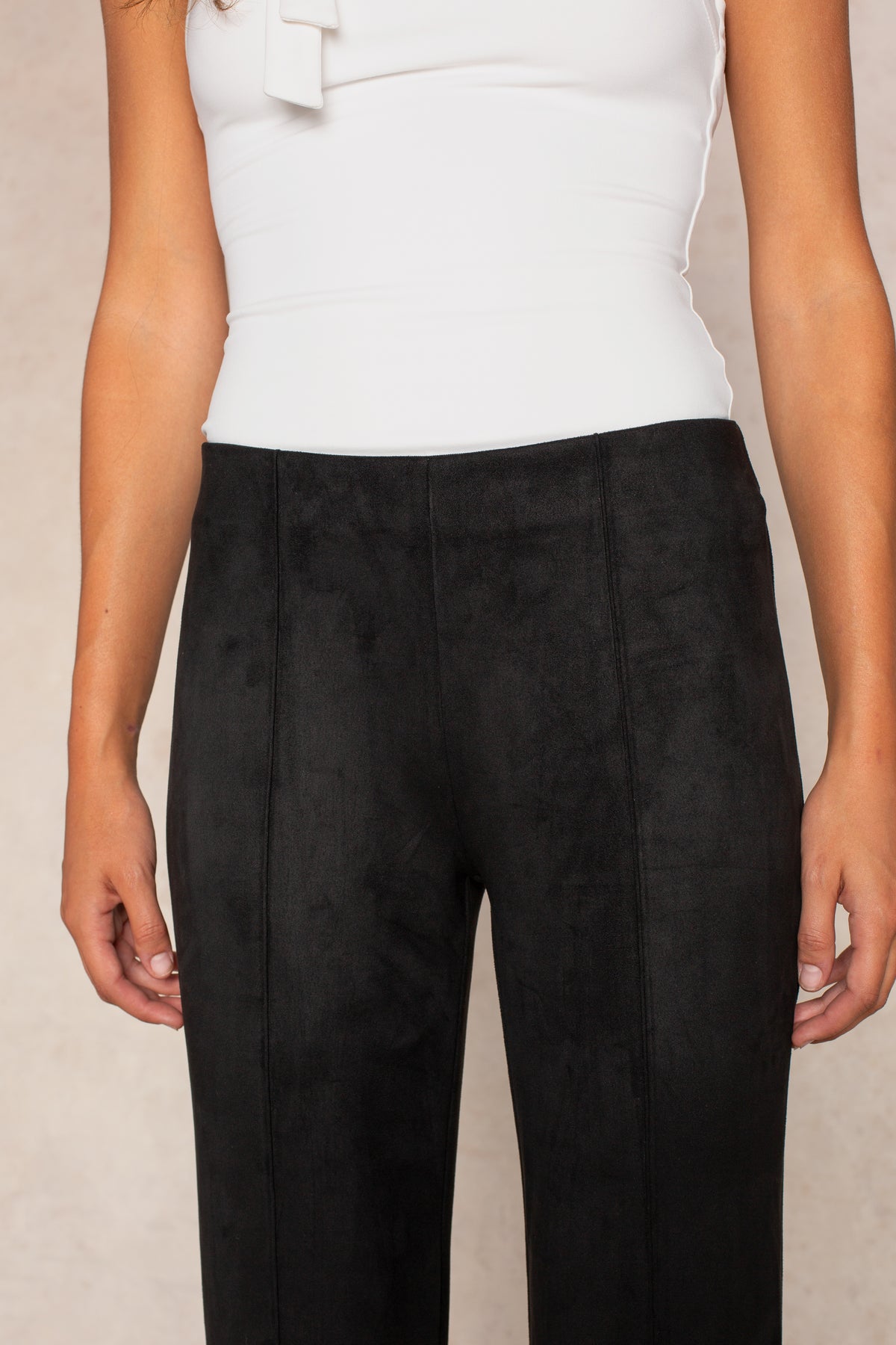 Floriana Pant In Black