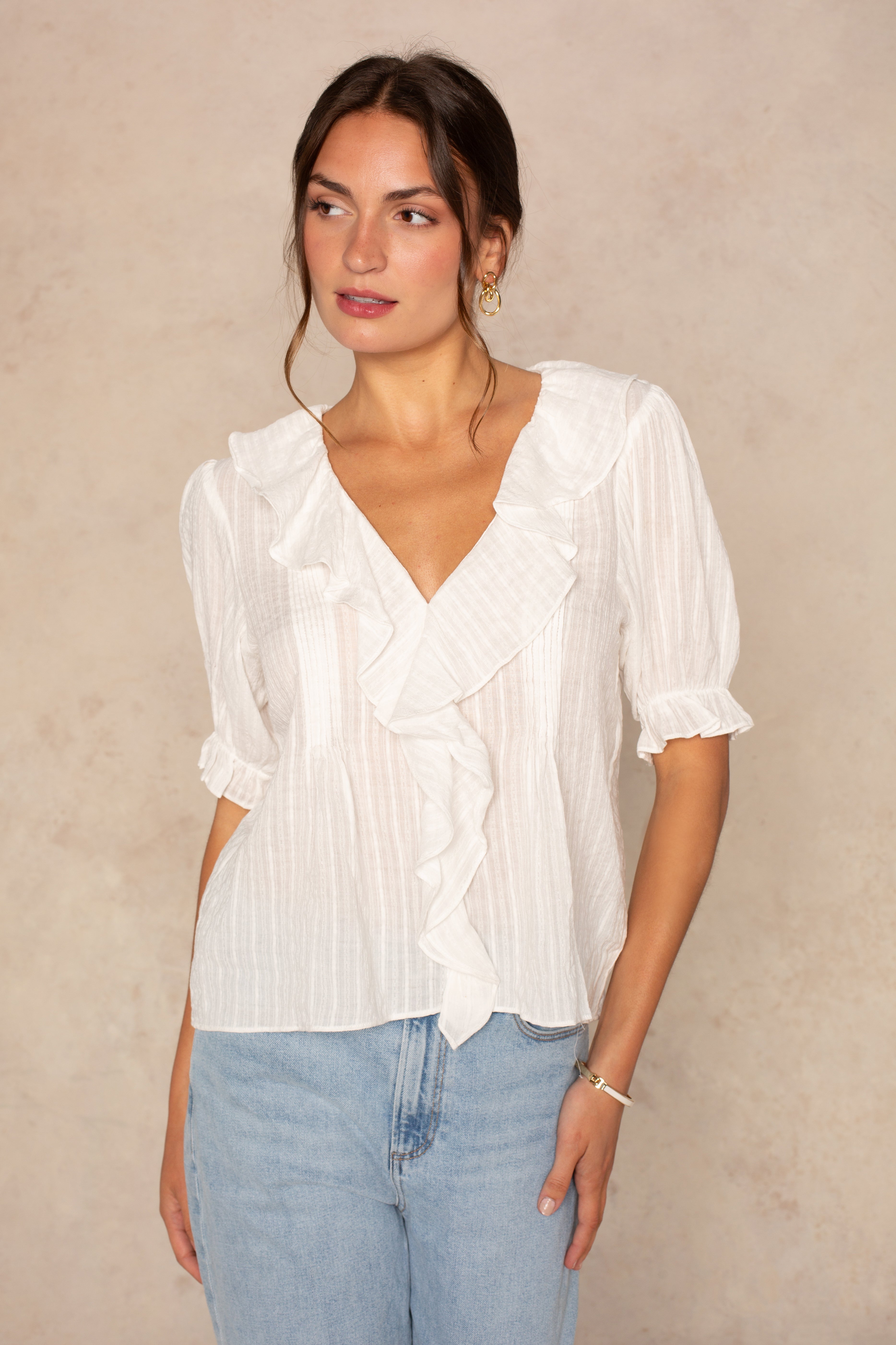 Exclusives > Georgie  South Moon Under