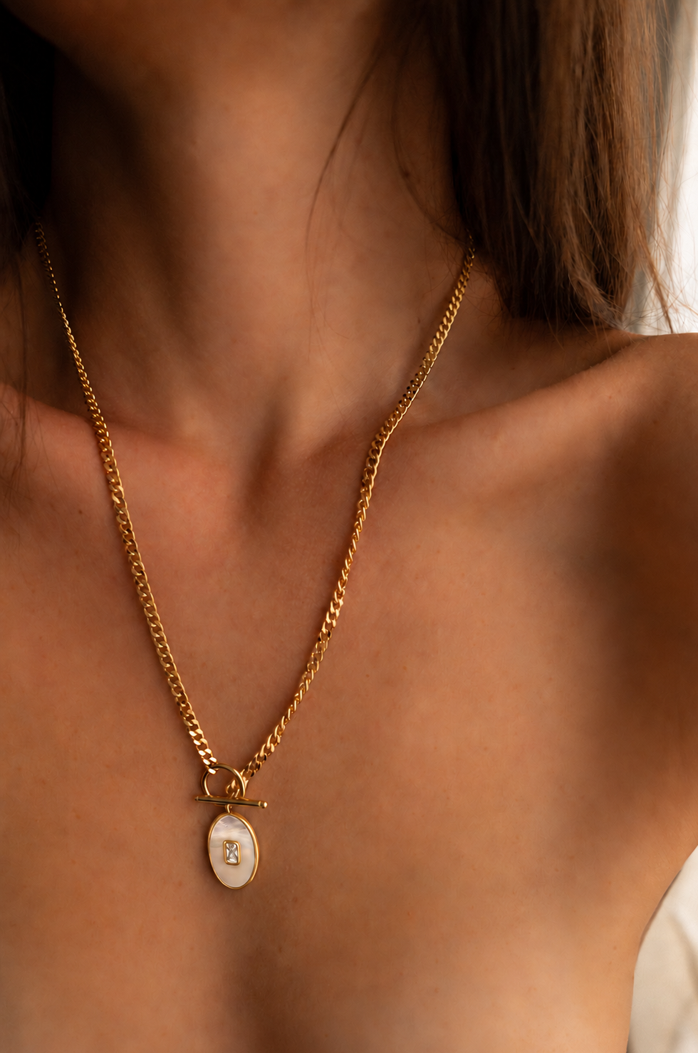Juno Pendant Necklace