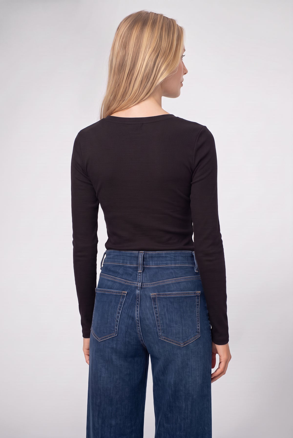 Audrey Square Neck Long Sleeve Top In Black