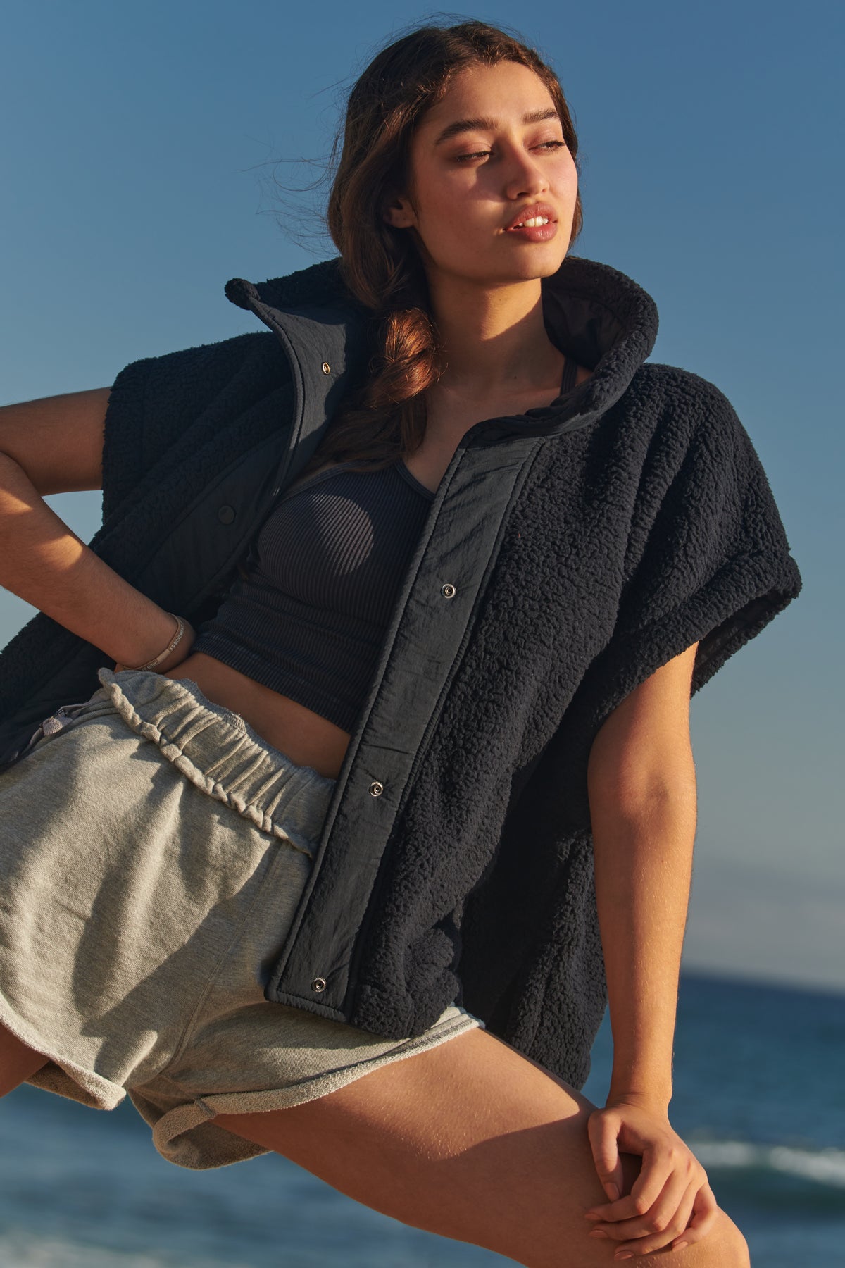 Scout It Out Vest In Black