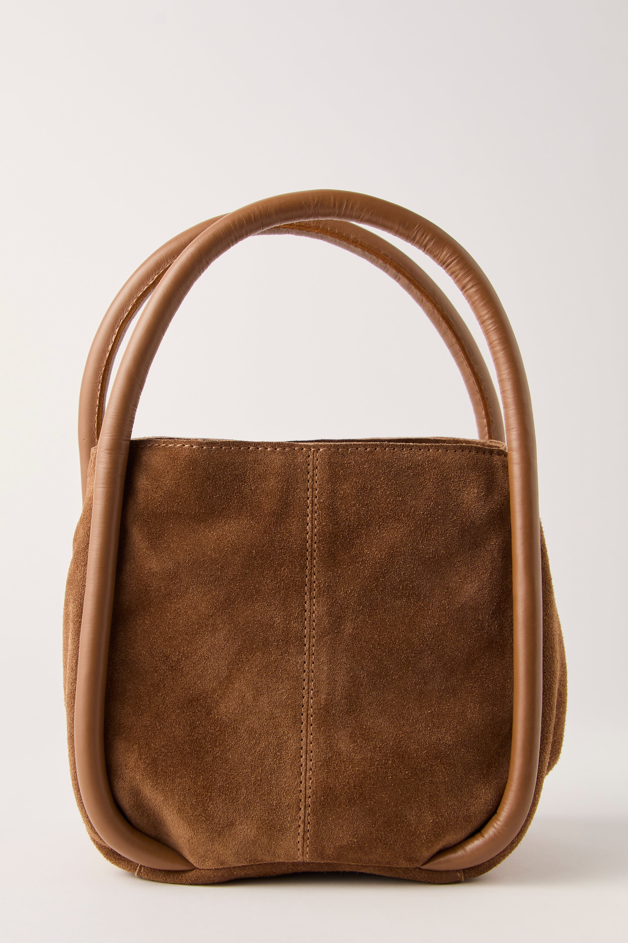 Barlow Bucket Bag