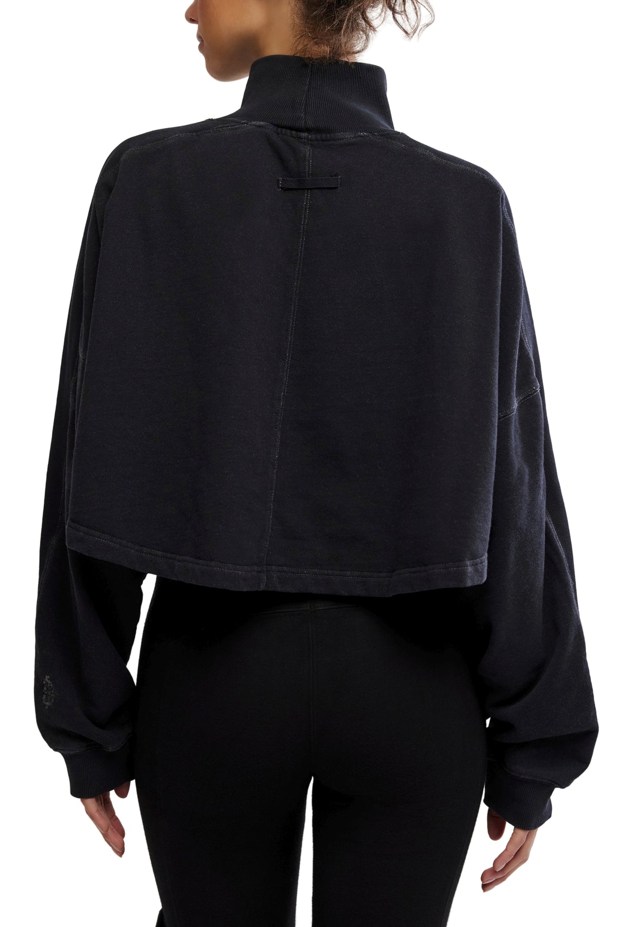 Pick Up Game Pullover In Black