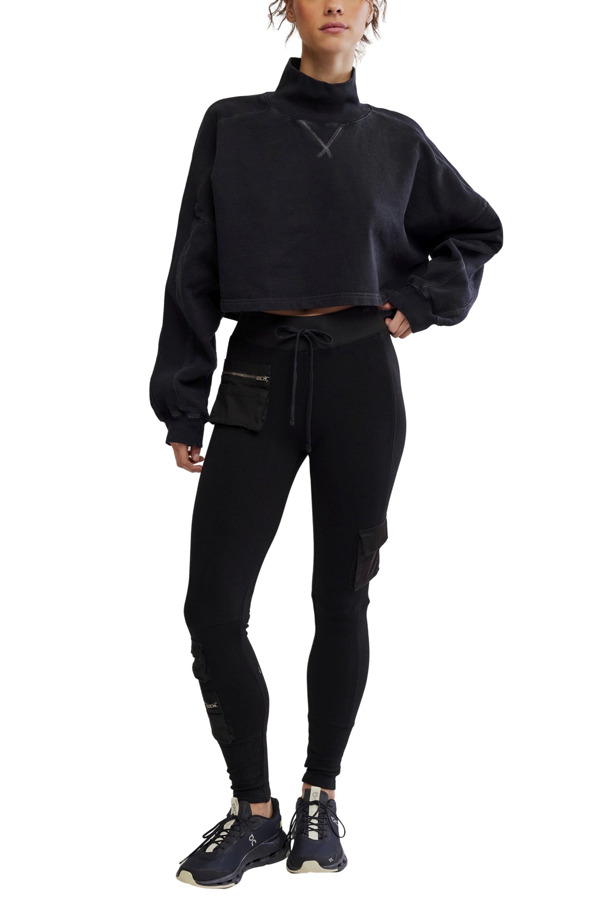 Pick Up Game Pullover In Black