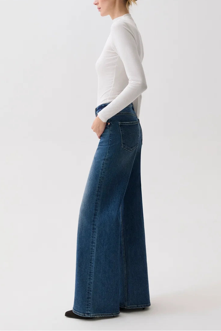Vivian - Mid Rise Wide Leg