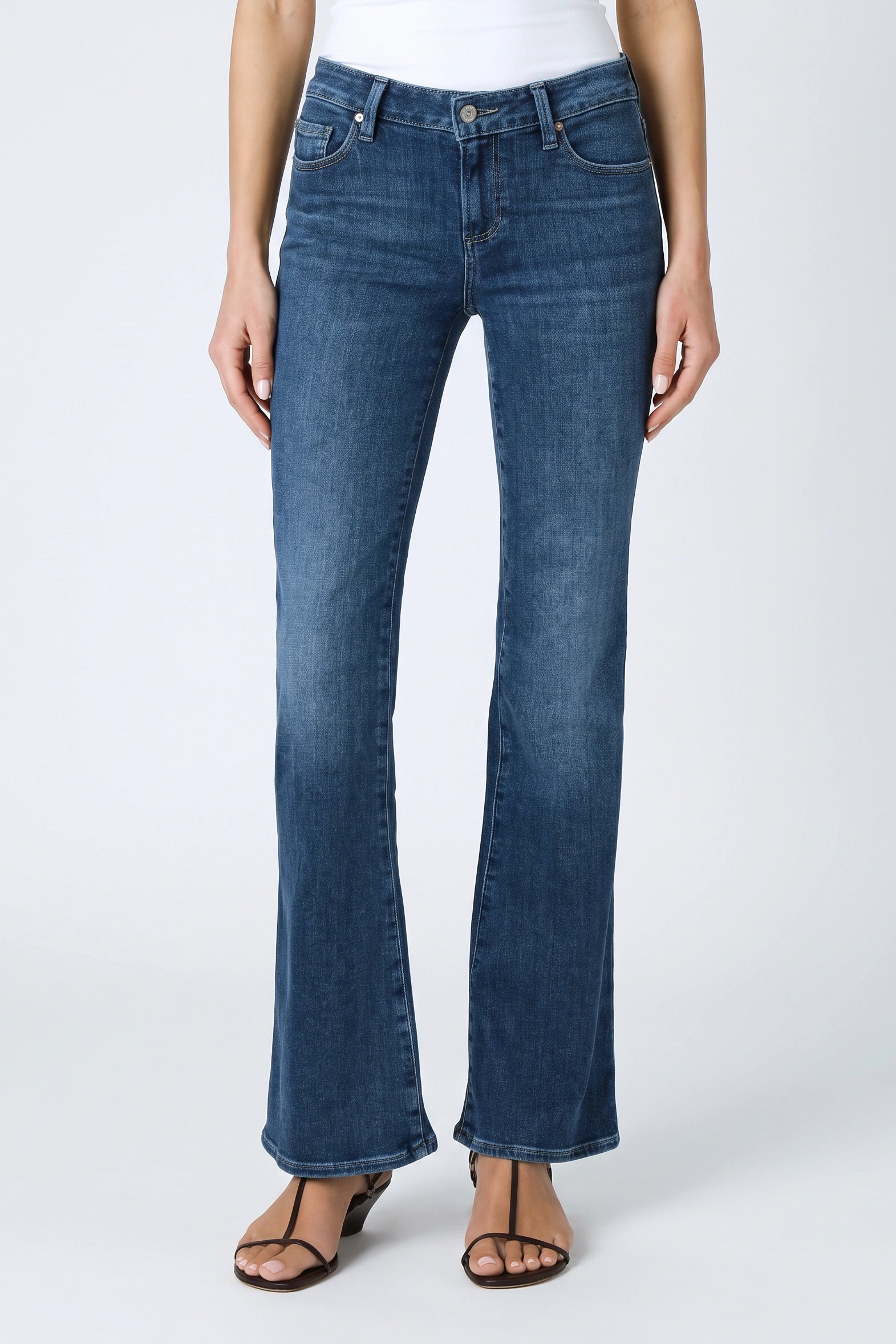 Laurel Canyon 32 Low Rise Bootcut In Beachline