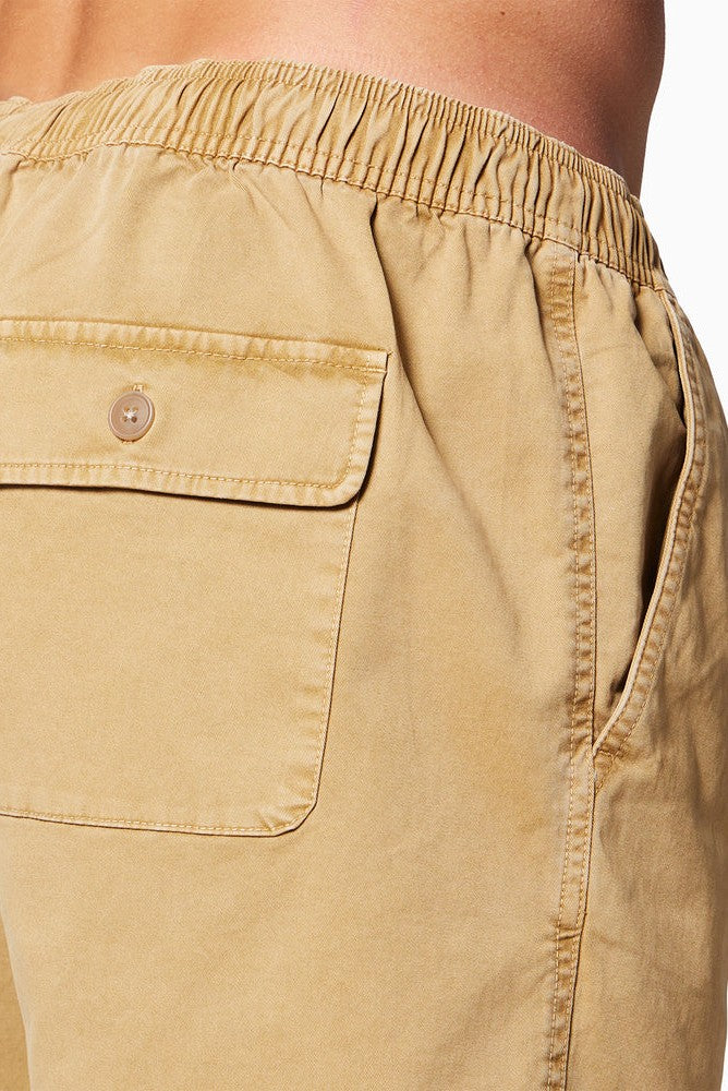 Laid Back Chine E-waist Short