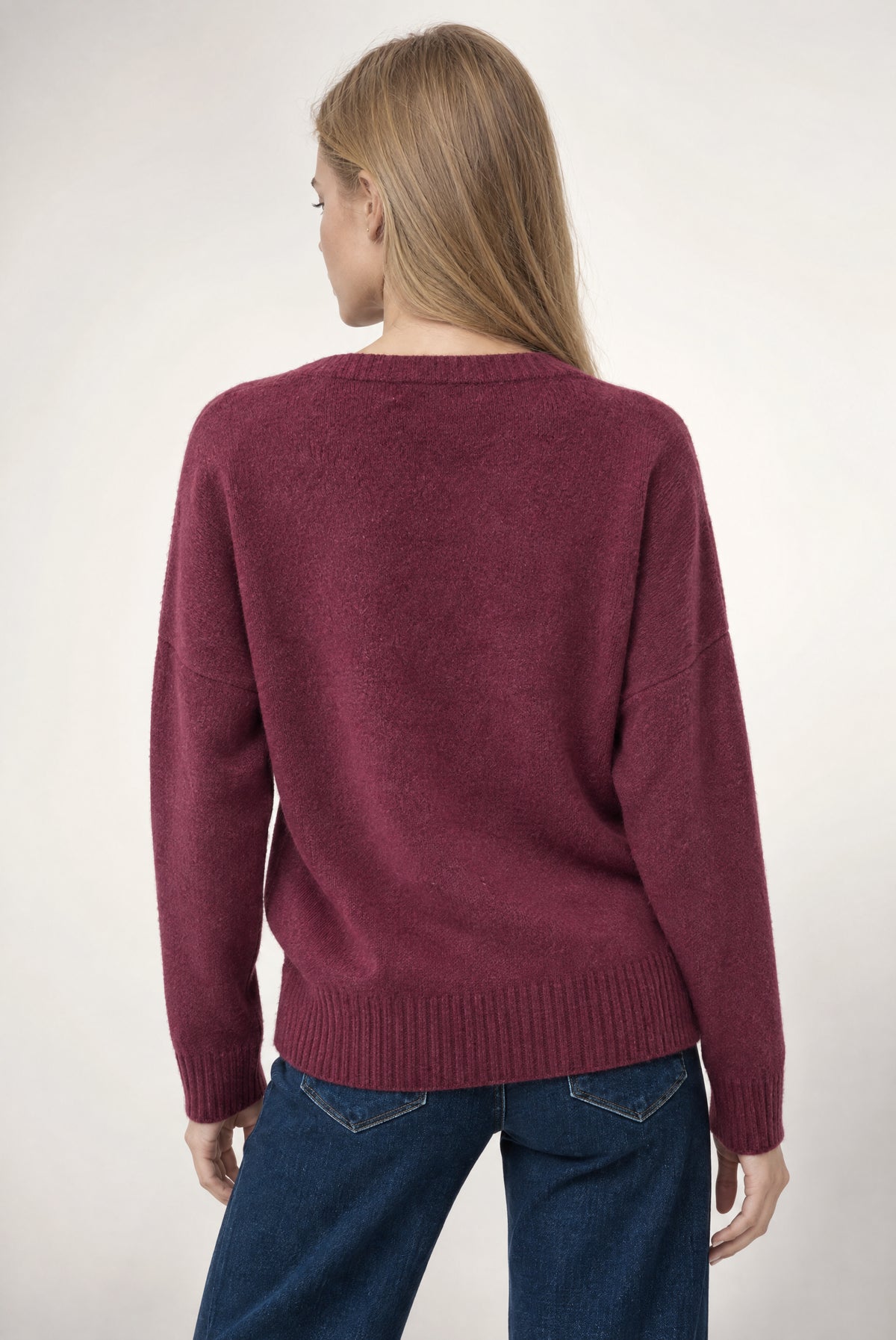 Alex V Neck Sweater In Burgundy