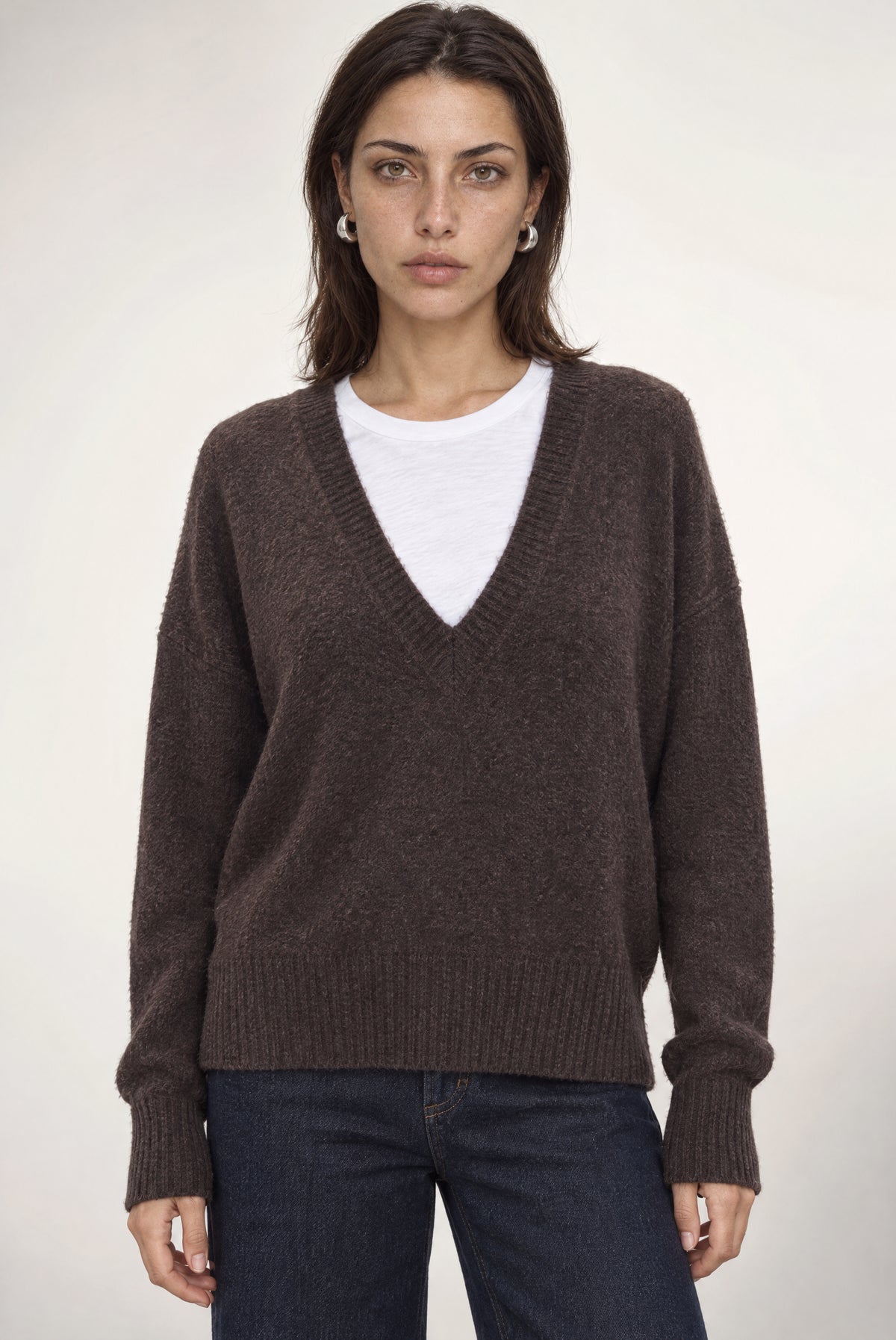 Alex V Neck Sweater In Espresso