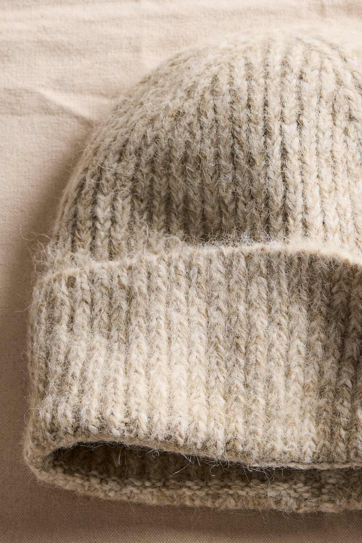 Frostline Beanie In Ivory