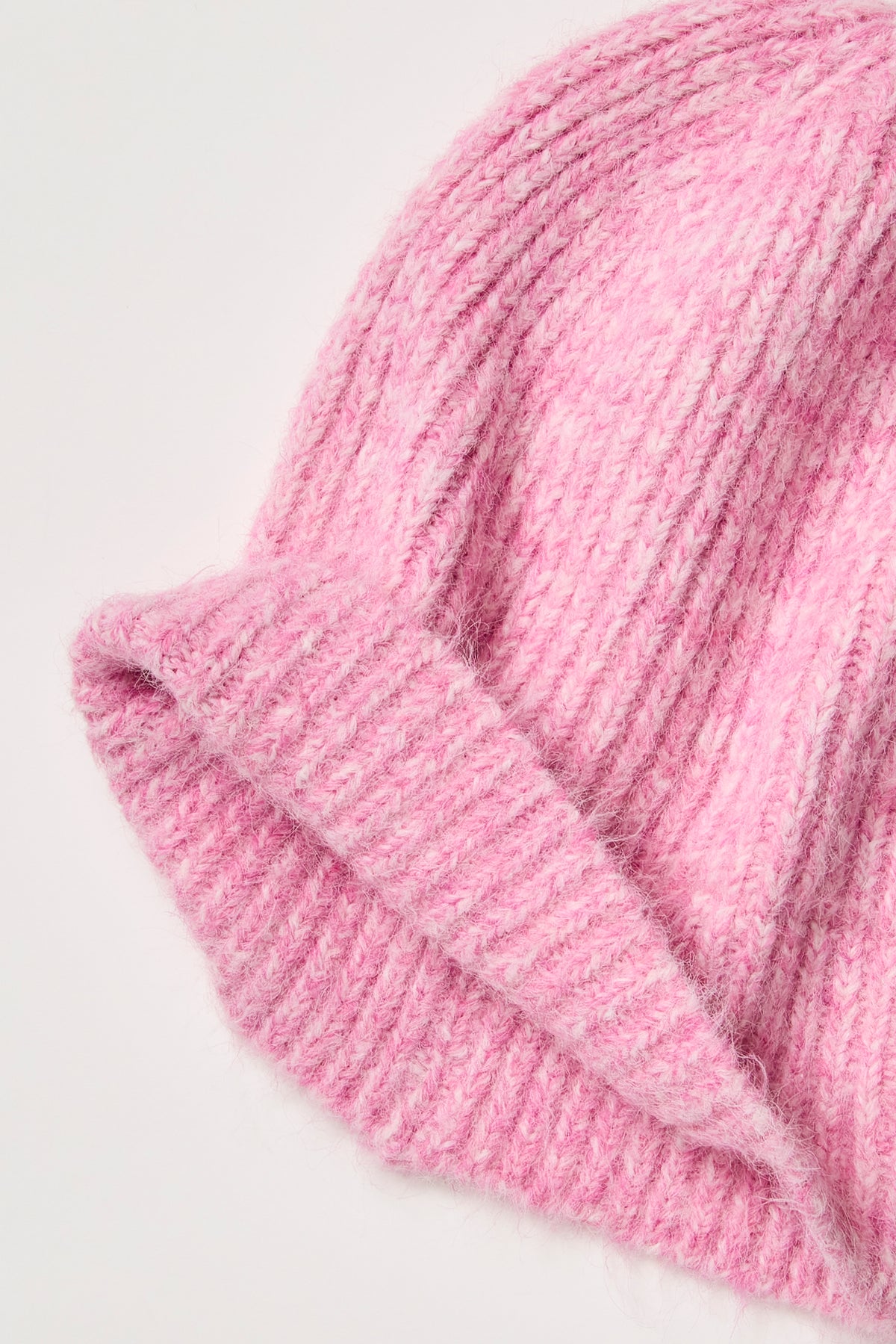 Frostline Beanie In Pink