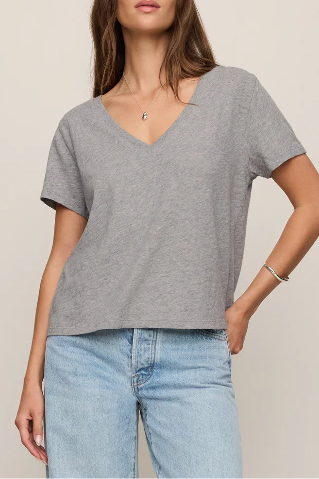 Nomad V Neck Tee In Grey