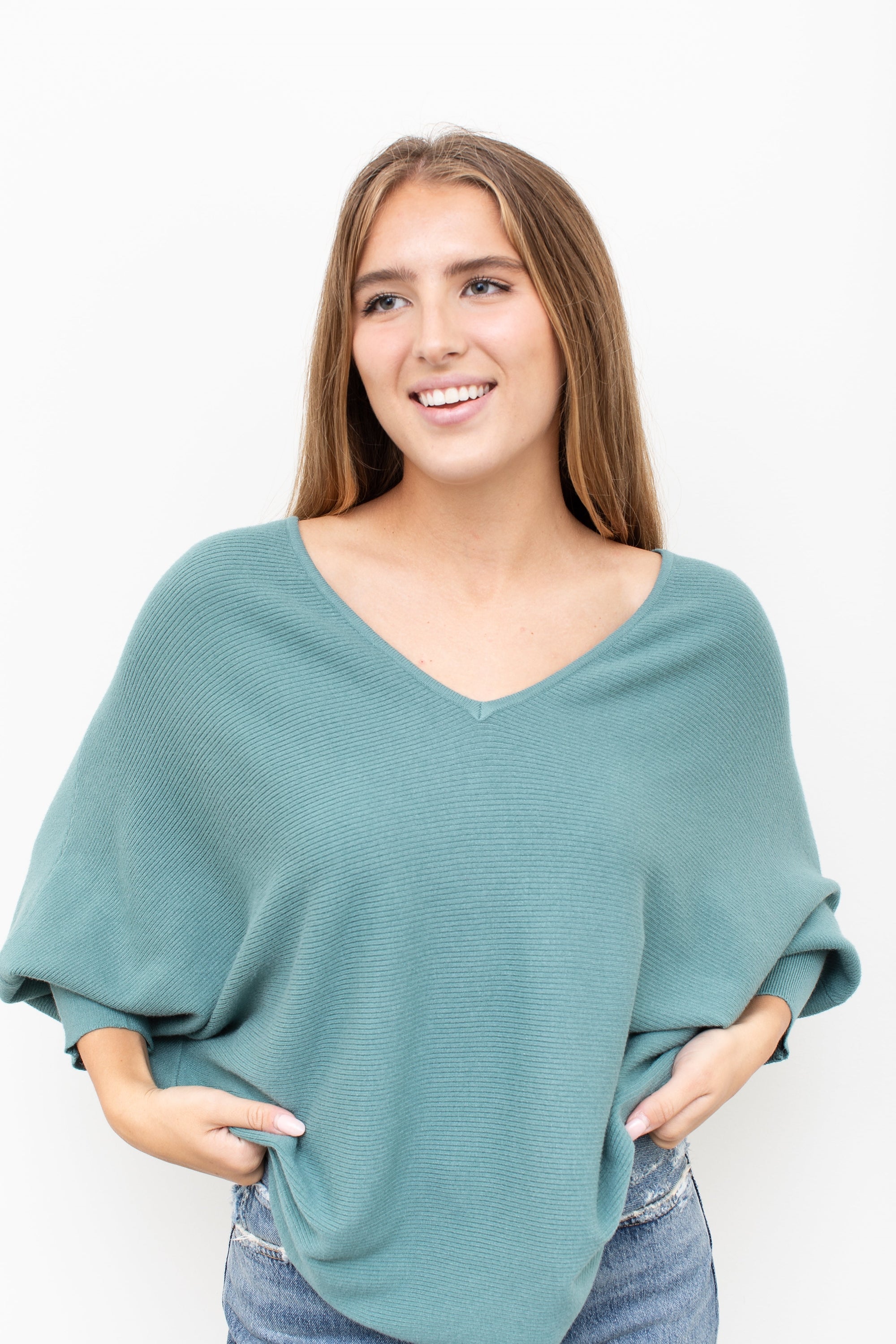 Dolman Ryu V Neck