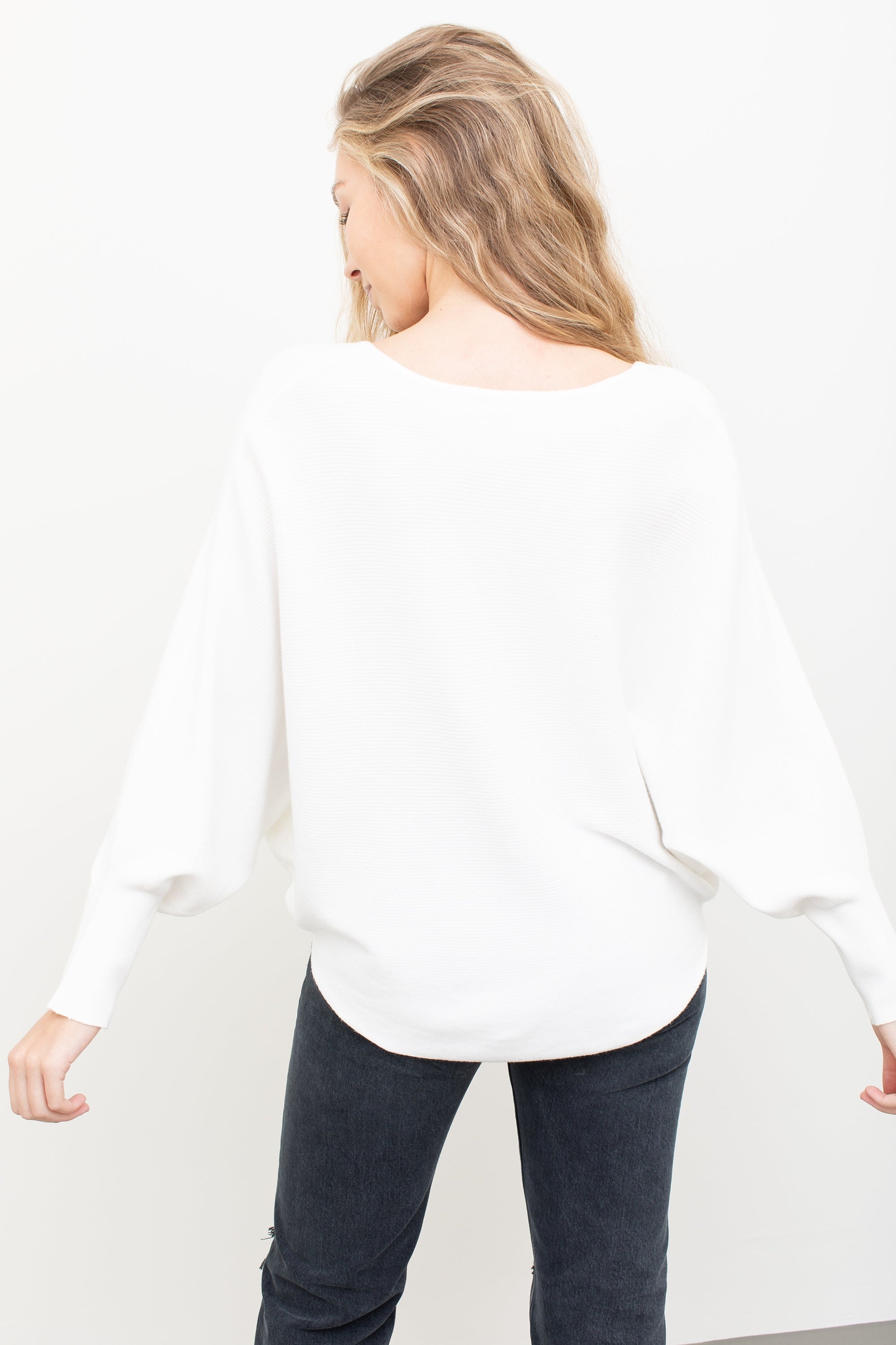 Dolman Ryu V Neck