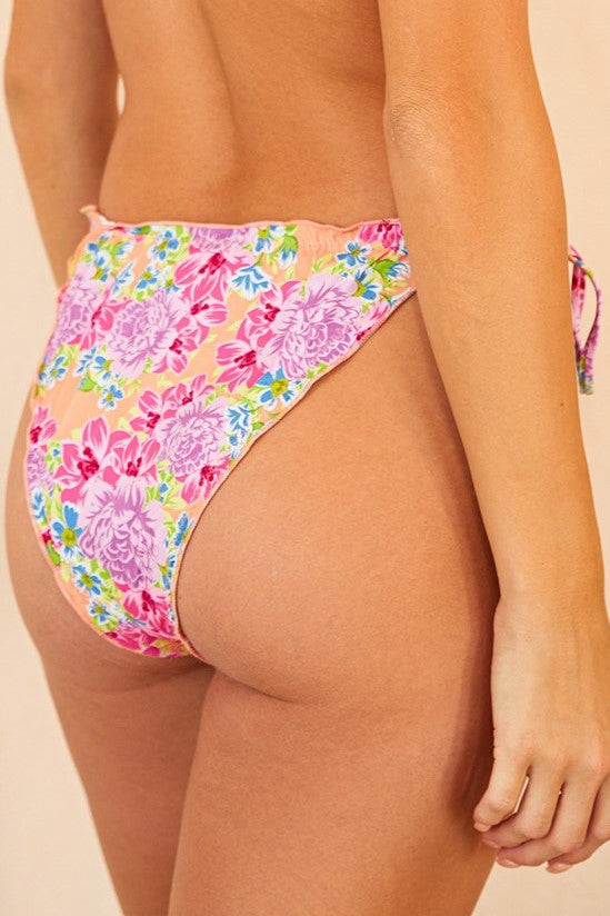 Love Affair Scallop Tie-Side