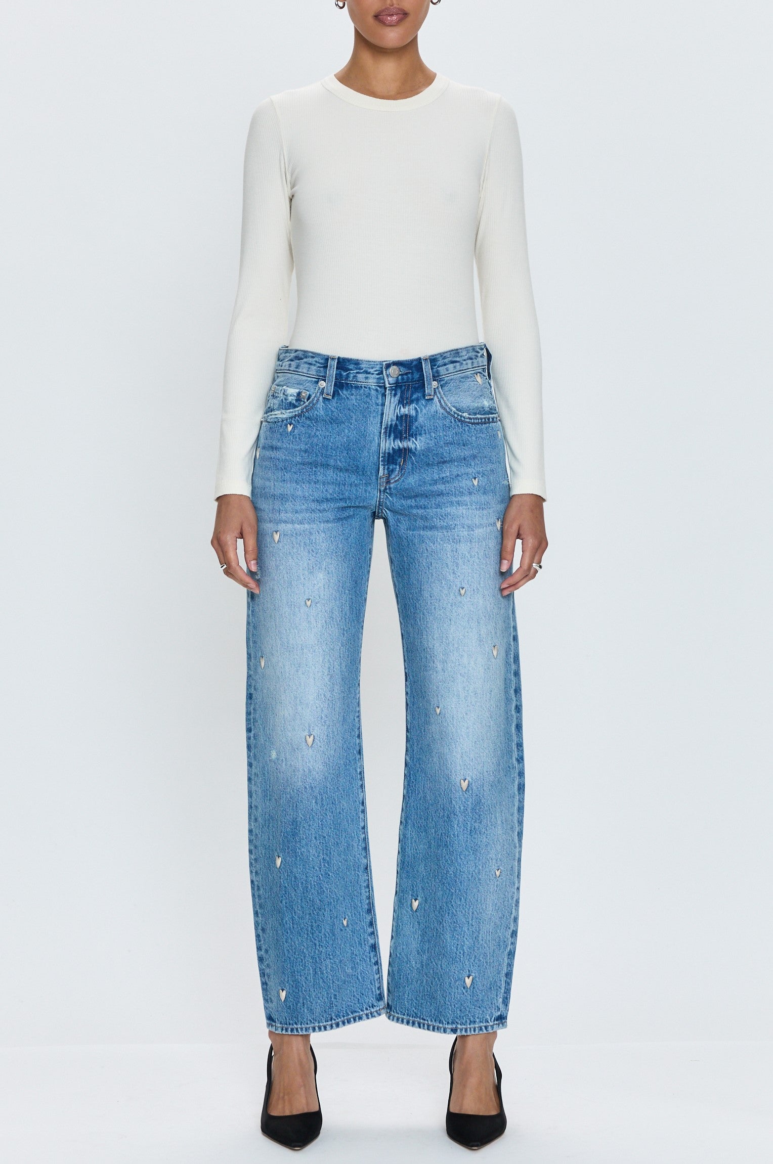 Lexi Mid Rise Bowed Straight