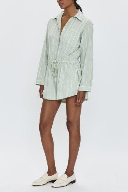 Amelie Romper