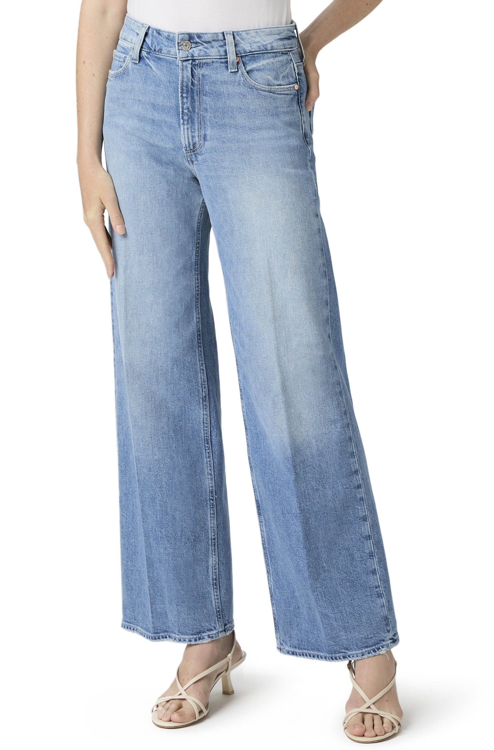 Anessa 31 in Ferrera"