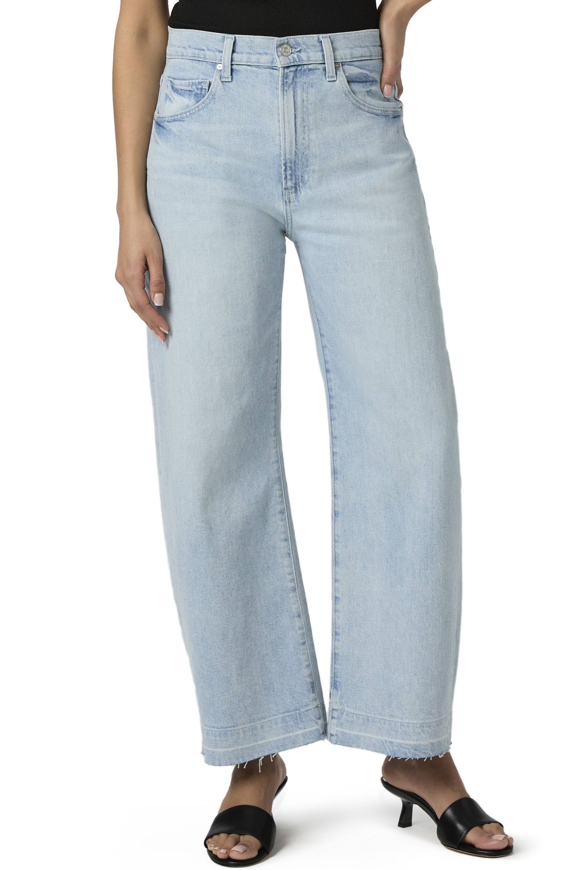 Areilla Ankle In Femanda With Undone Hem