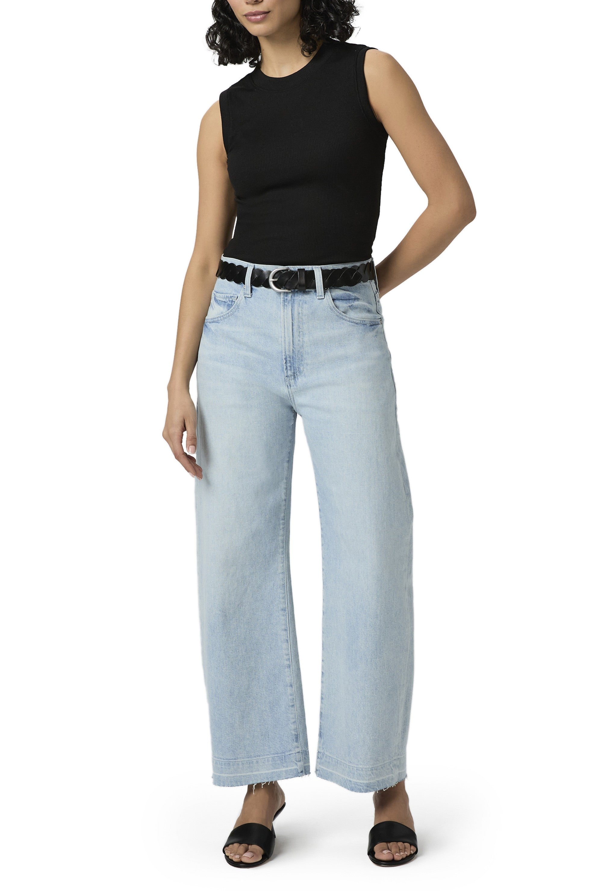 Areilla Ankle In Femanda With Undone Hem