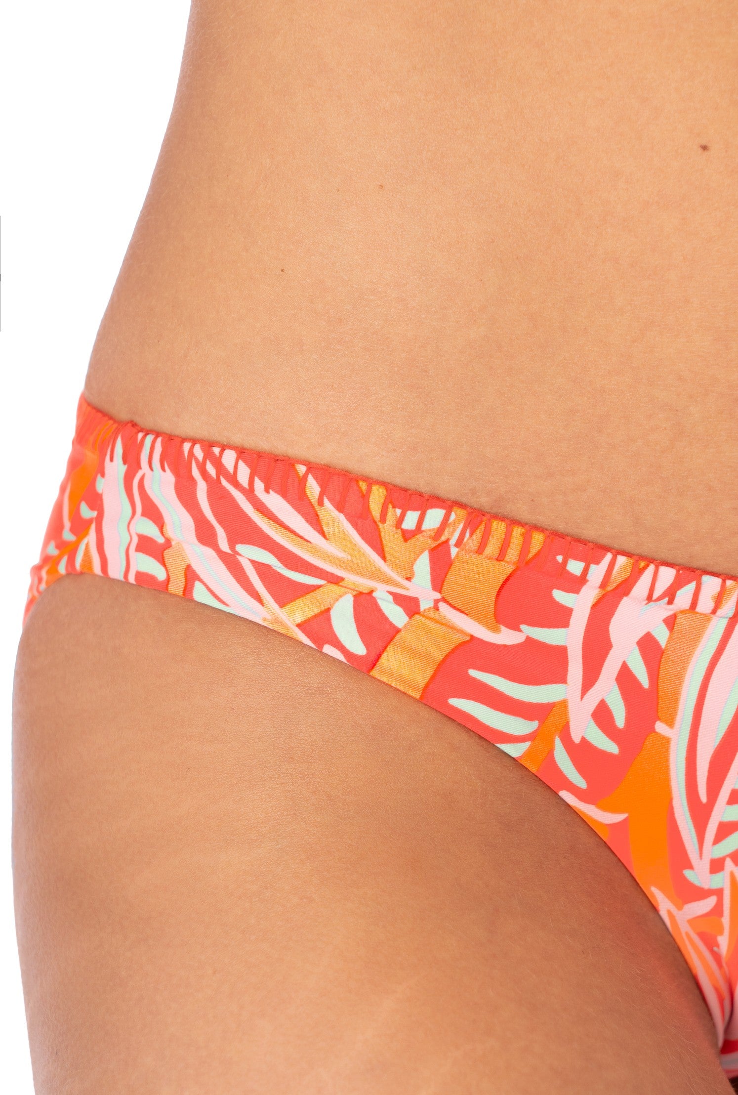 Coral Foliage Bottom