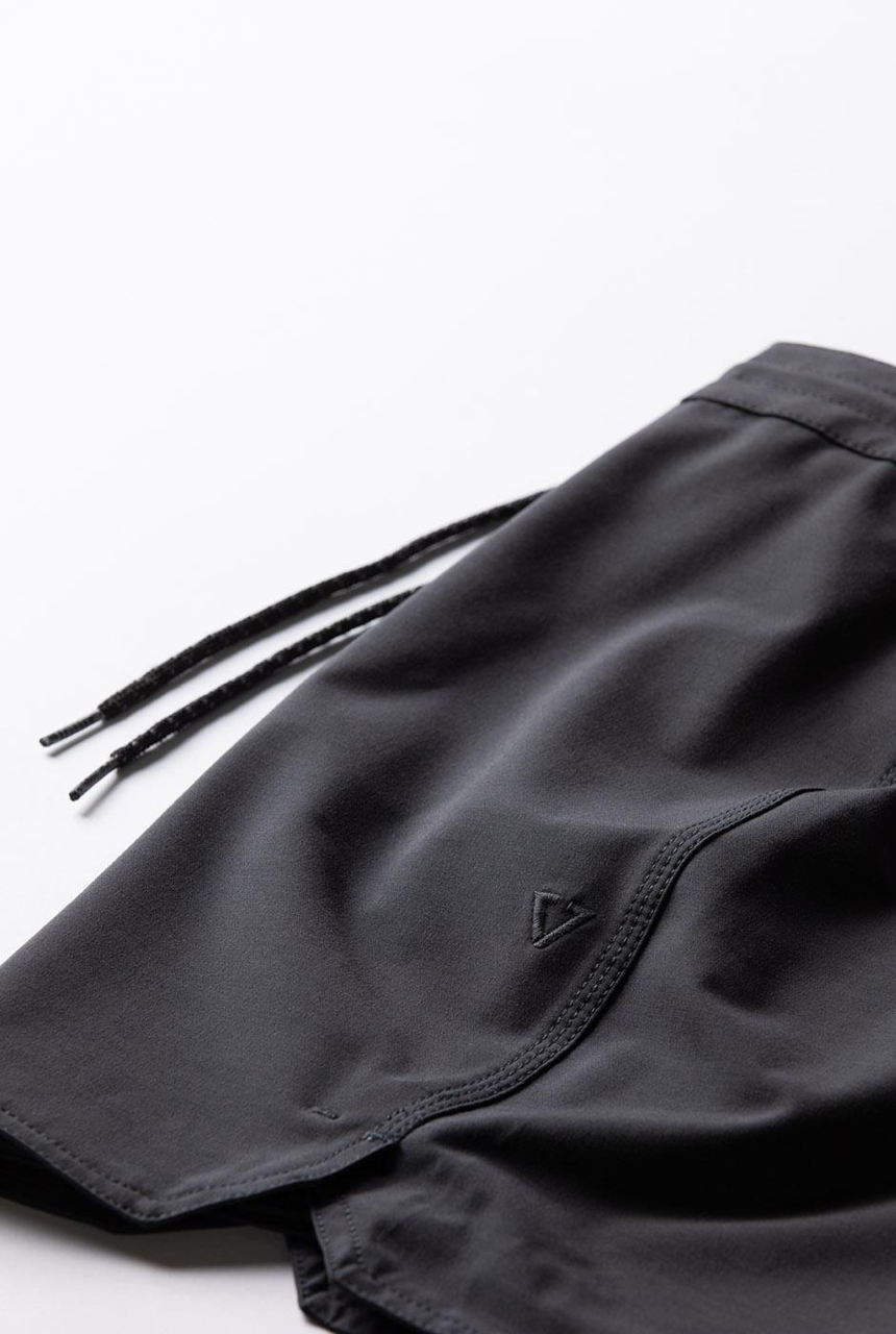 Solid Sets 16.5 in Boardshorts