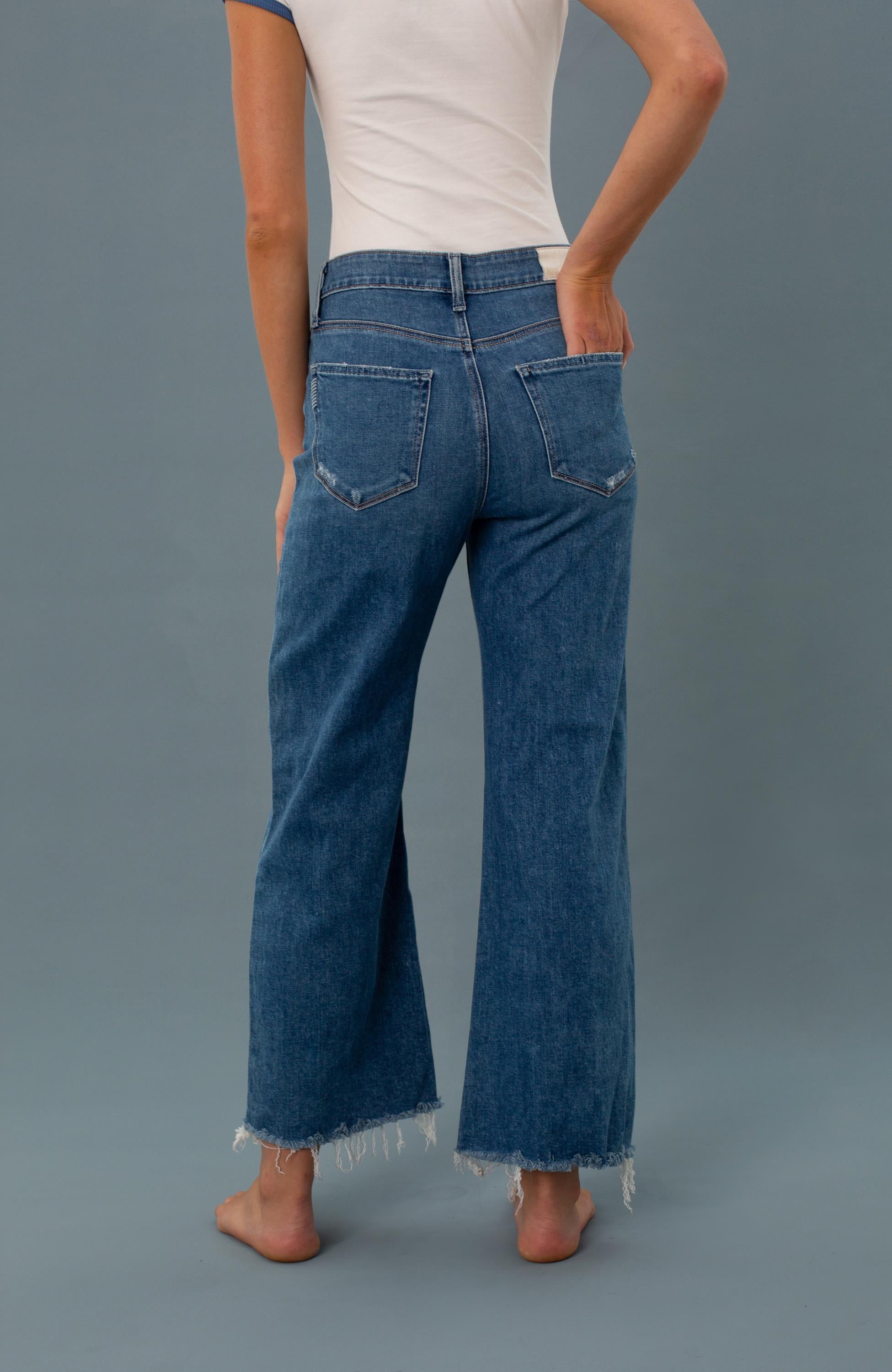 Anessa Raw Hem 27 In Roehamption