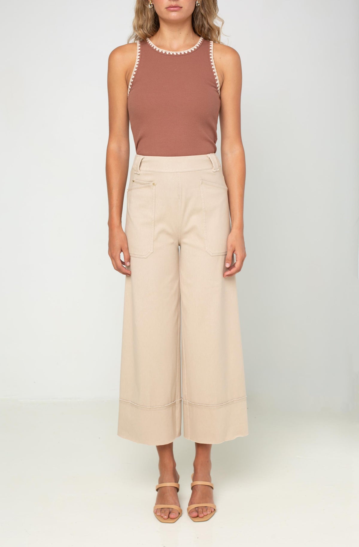 Analia Wide Leg Pant In Linen