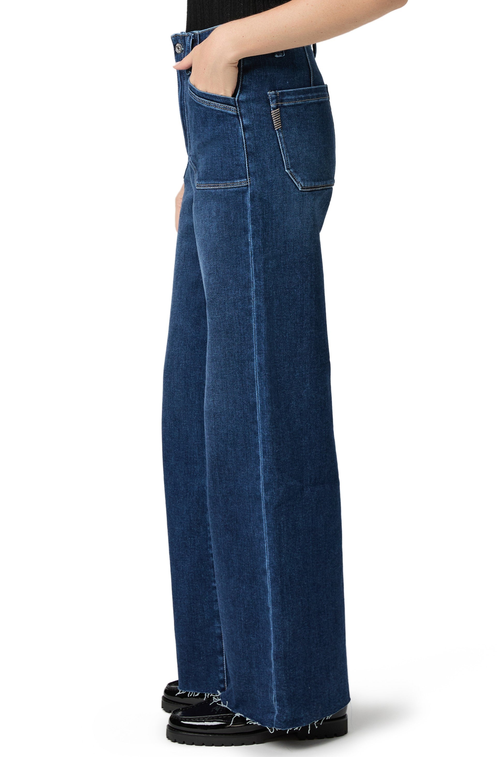 Anessa 31 with Utility Pockets + Raw Hem