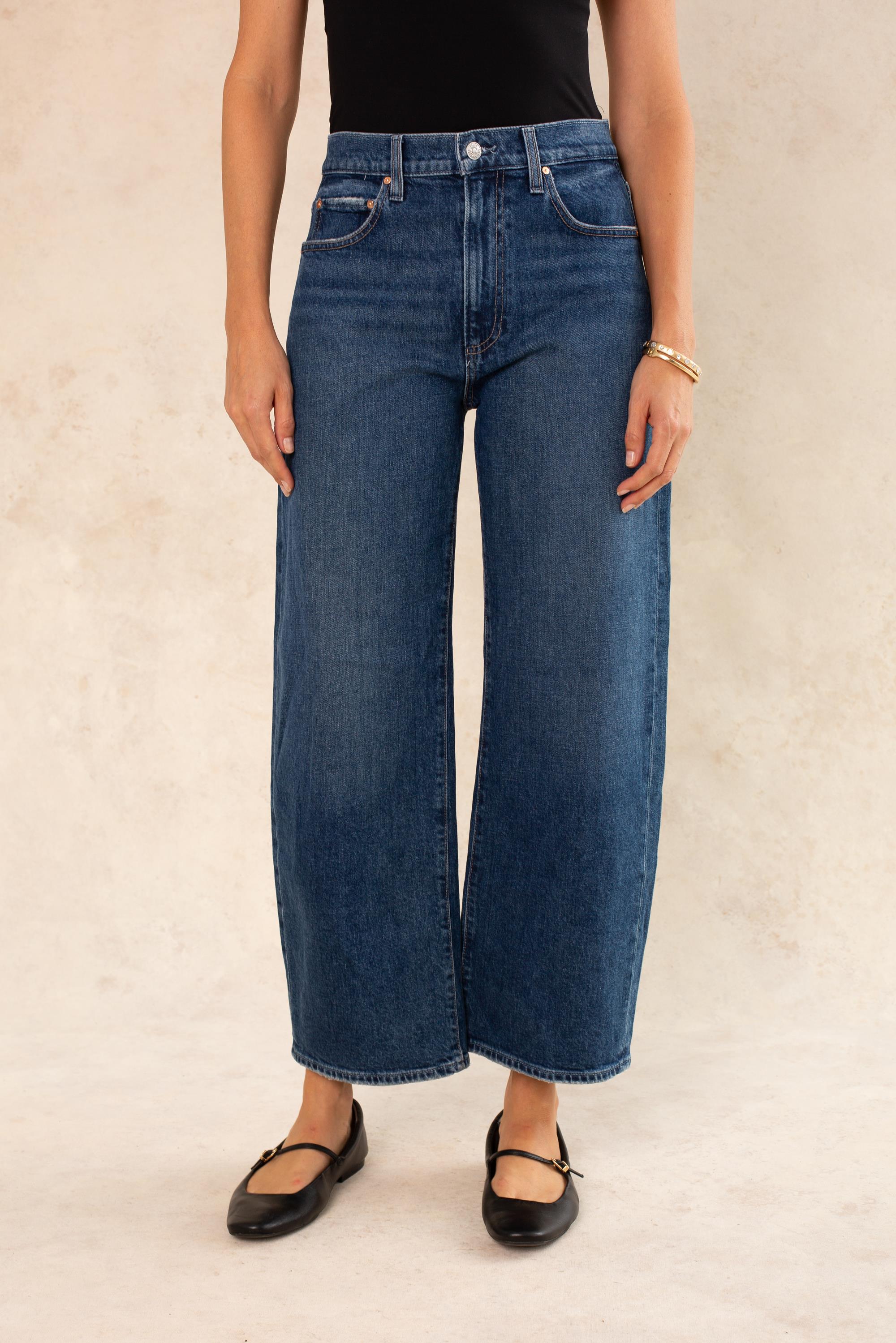 Ariella Ankle Barrel Leg Jean in Soundcheck