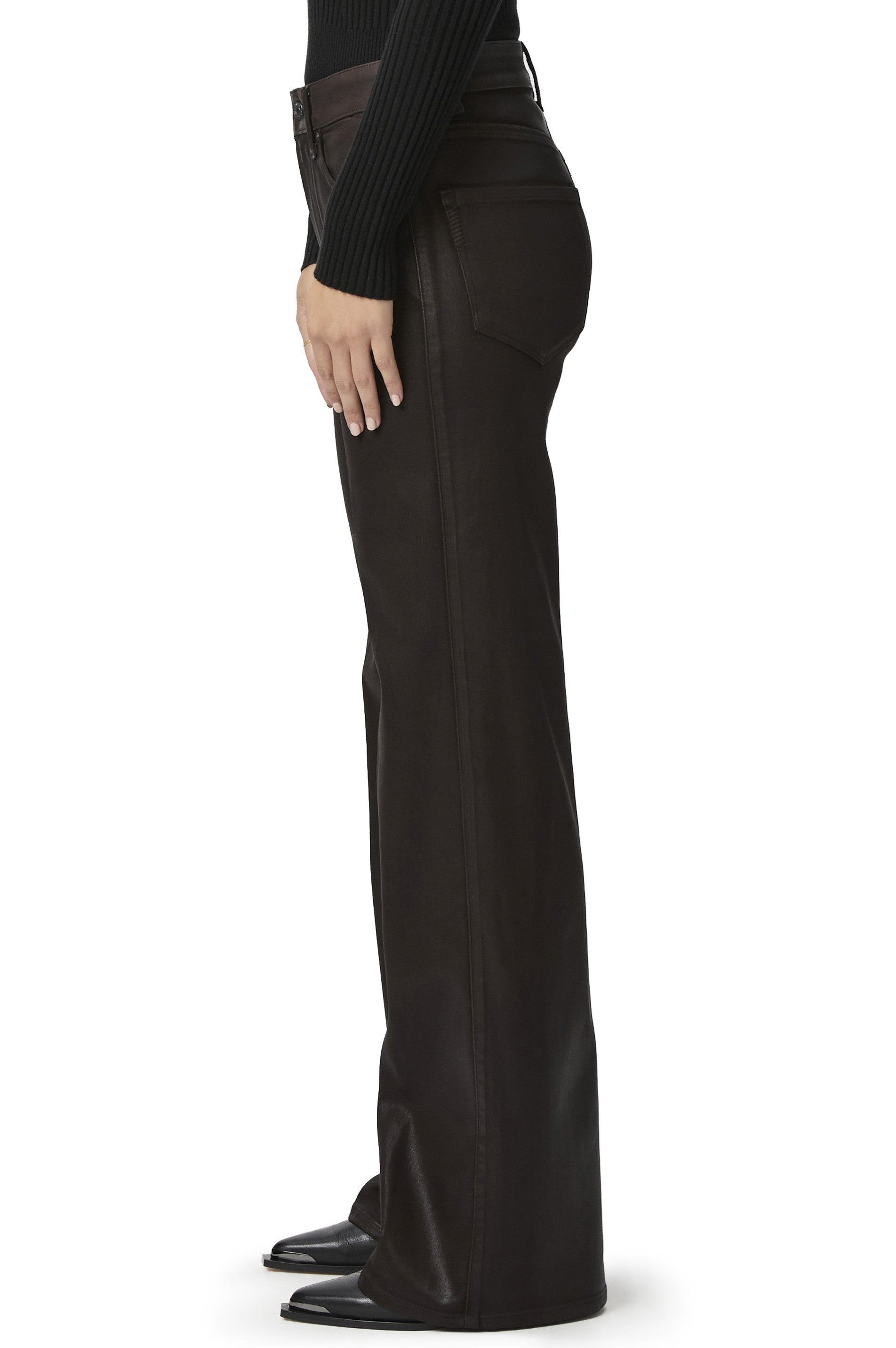 Sasha 32 Chicory Coffee Luxe Coating