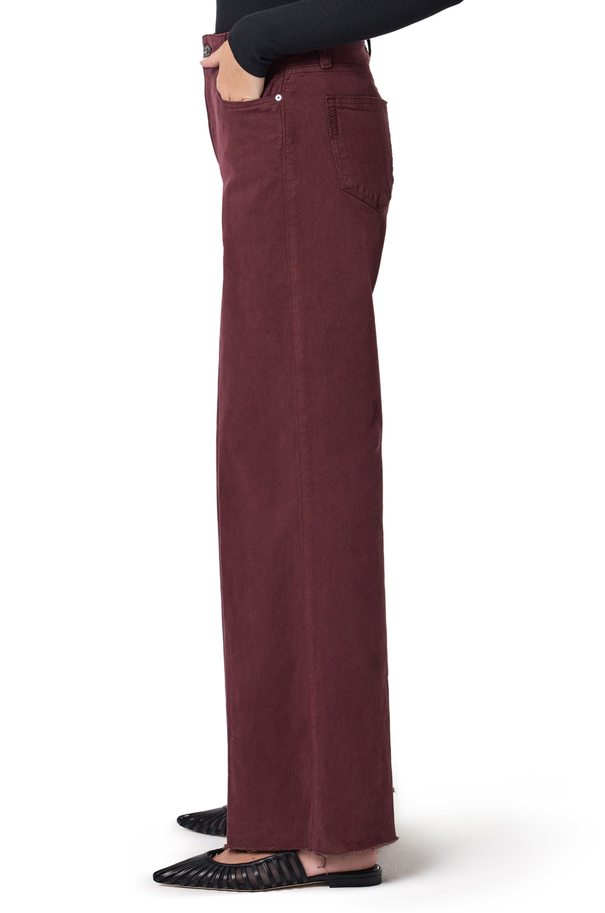 Anessa 31 with Raw Hem