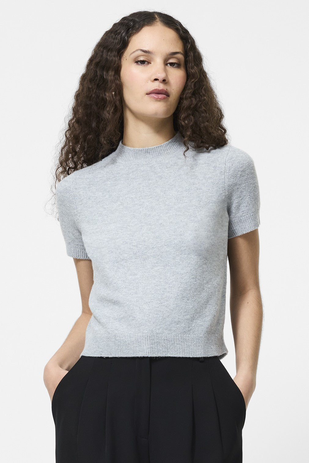 Vhari Mock Neck Short Sleeve Top