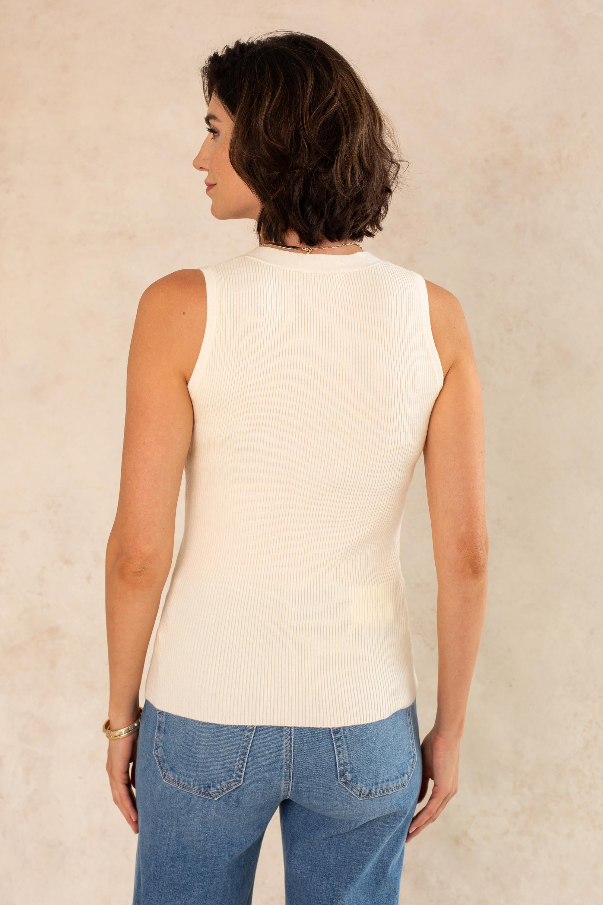 Jamie Sleeveless Twist Front Top