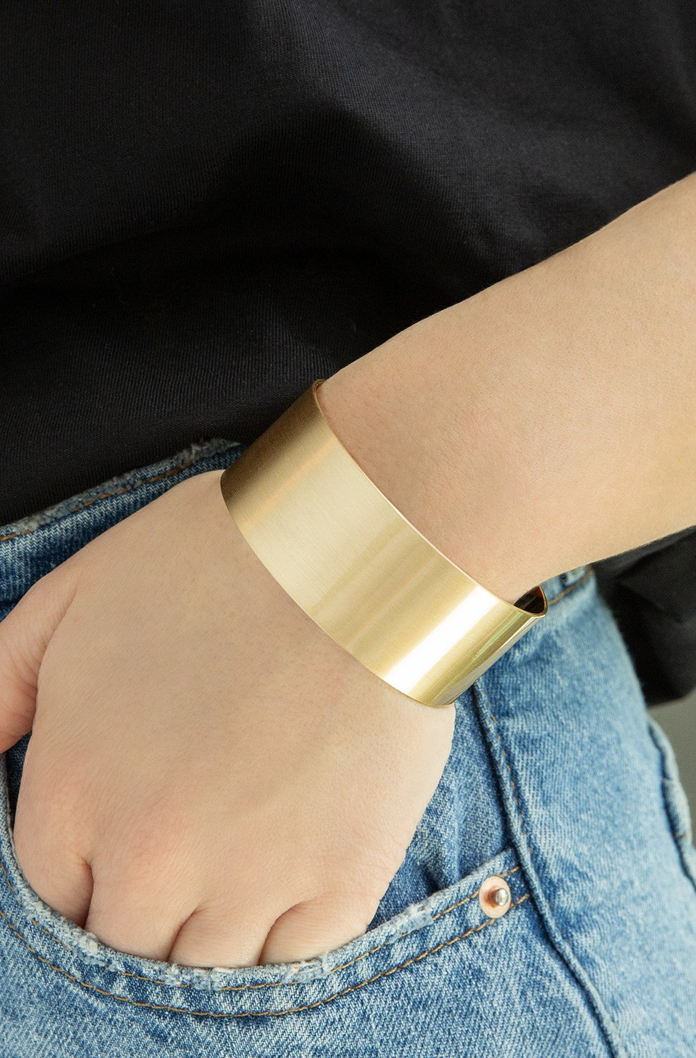 Mini Metal Brushed Cuff