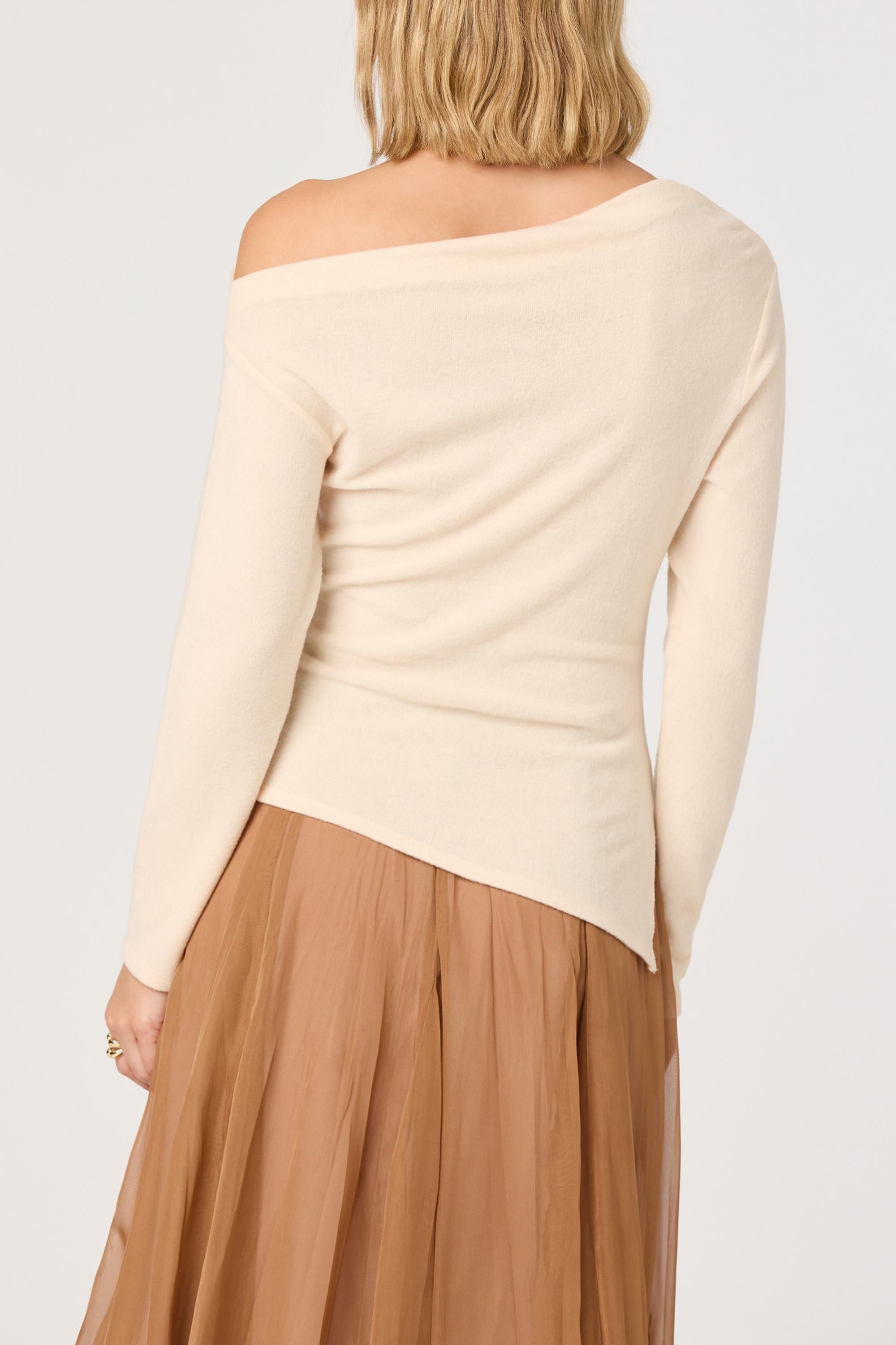 Miah Cold Shoulder Top