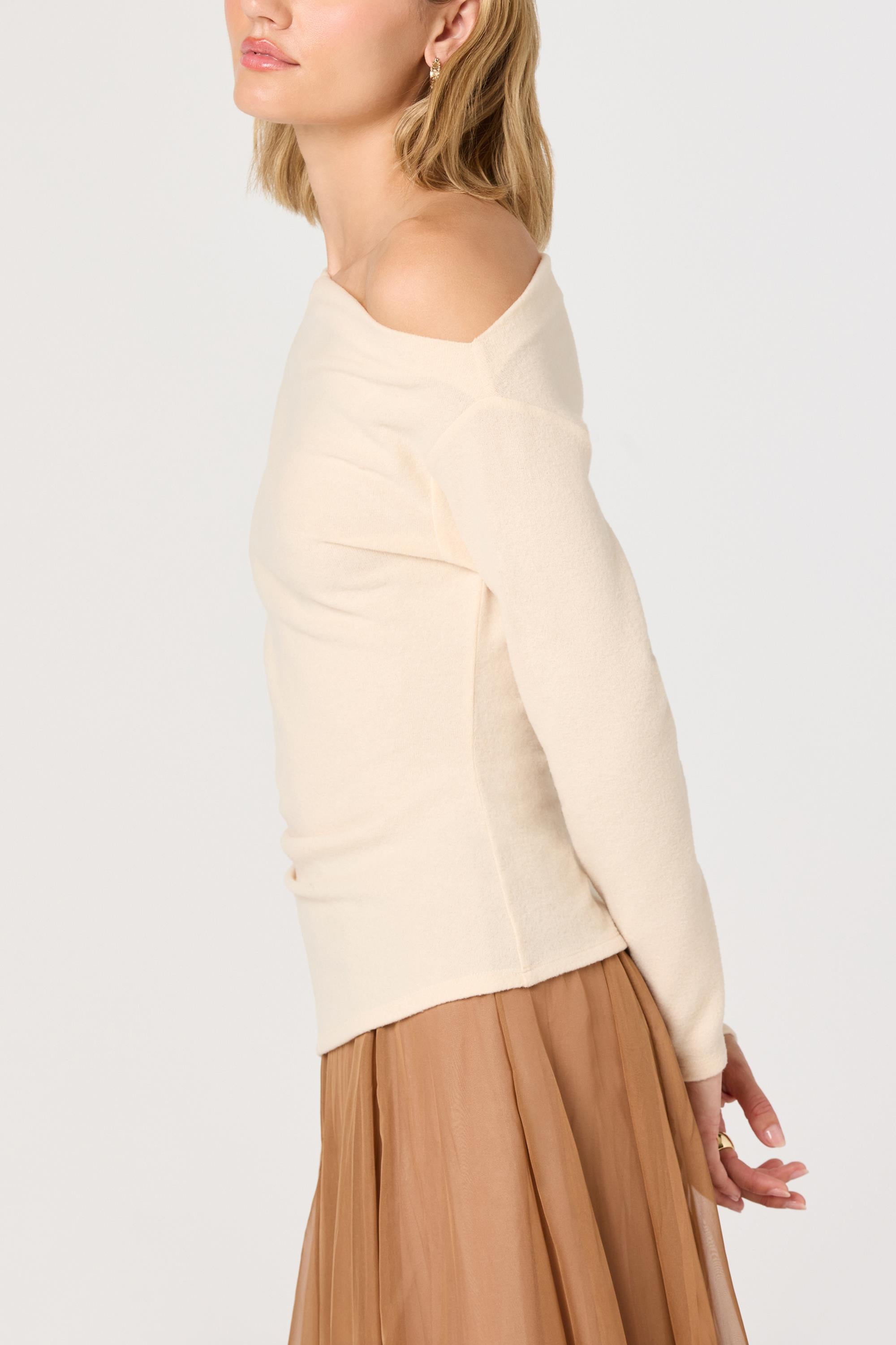 Miah Cold Shoulder Top