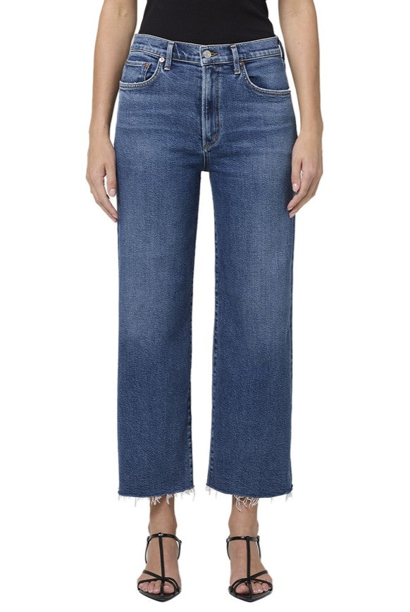 Harper Crop In Motion