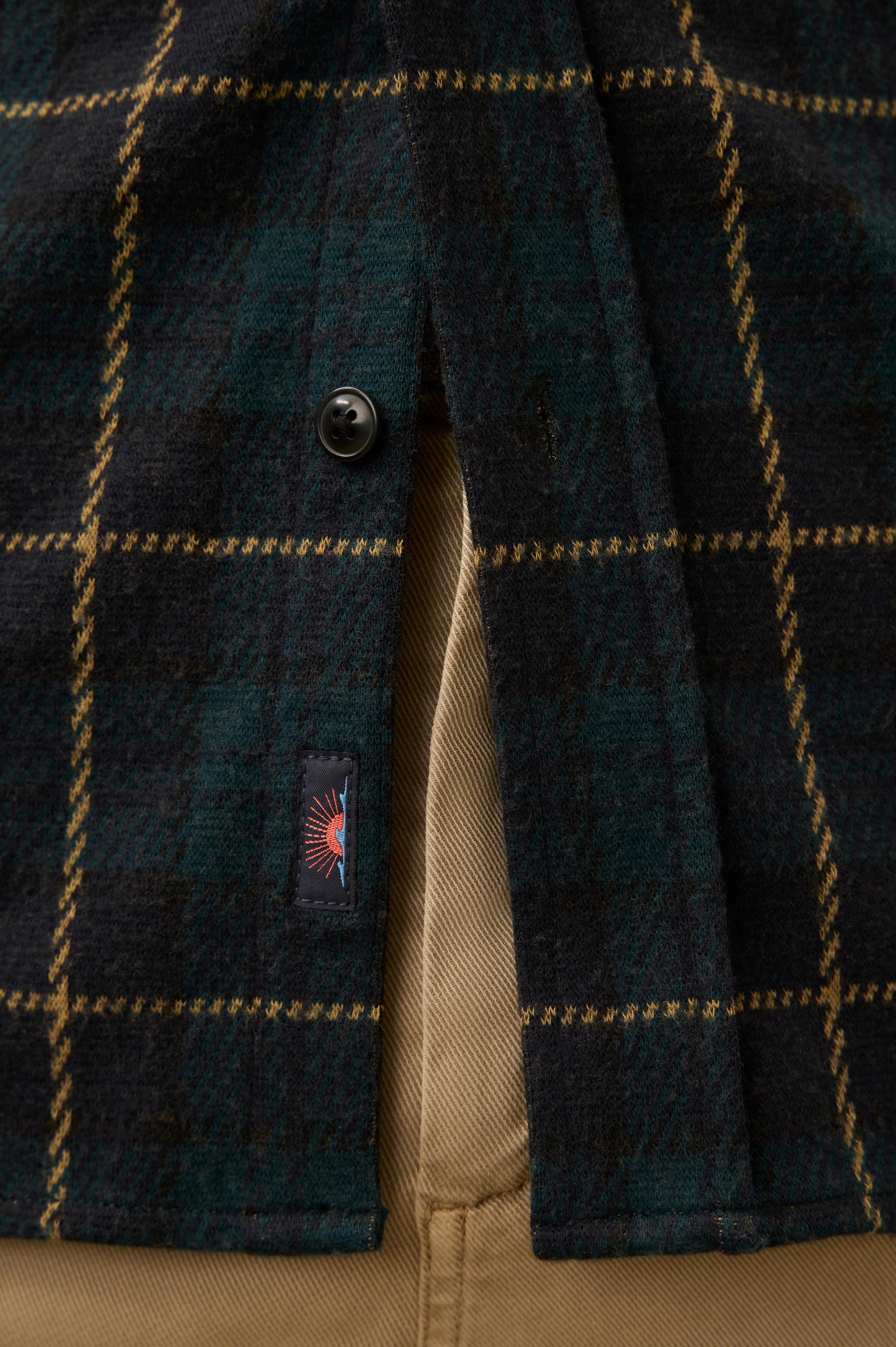 Legend Sweater Shirt