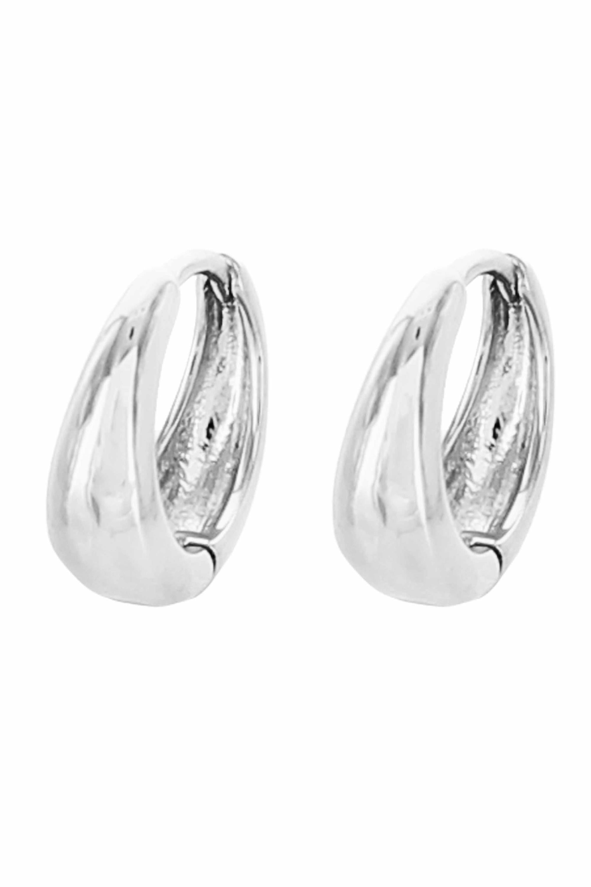 Smooth Huggie-C Silver