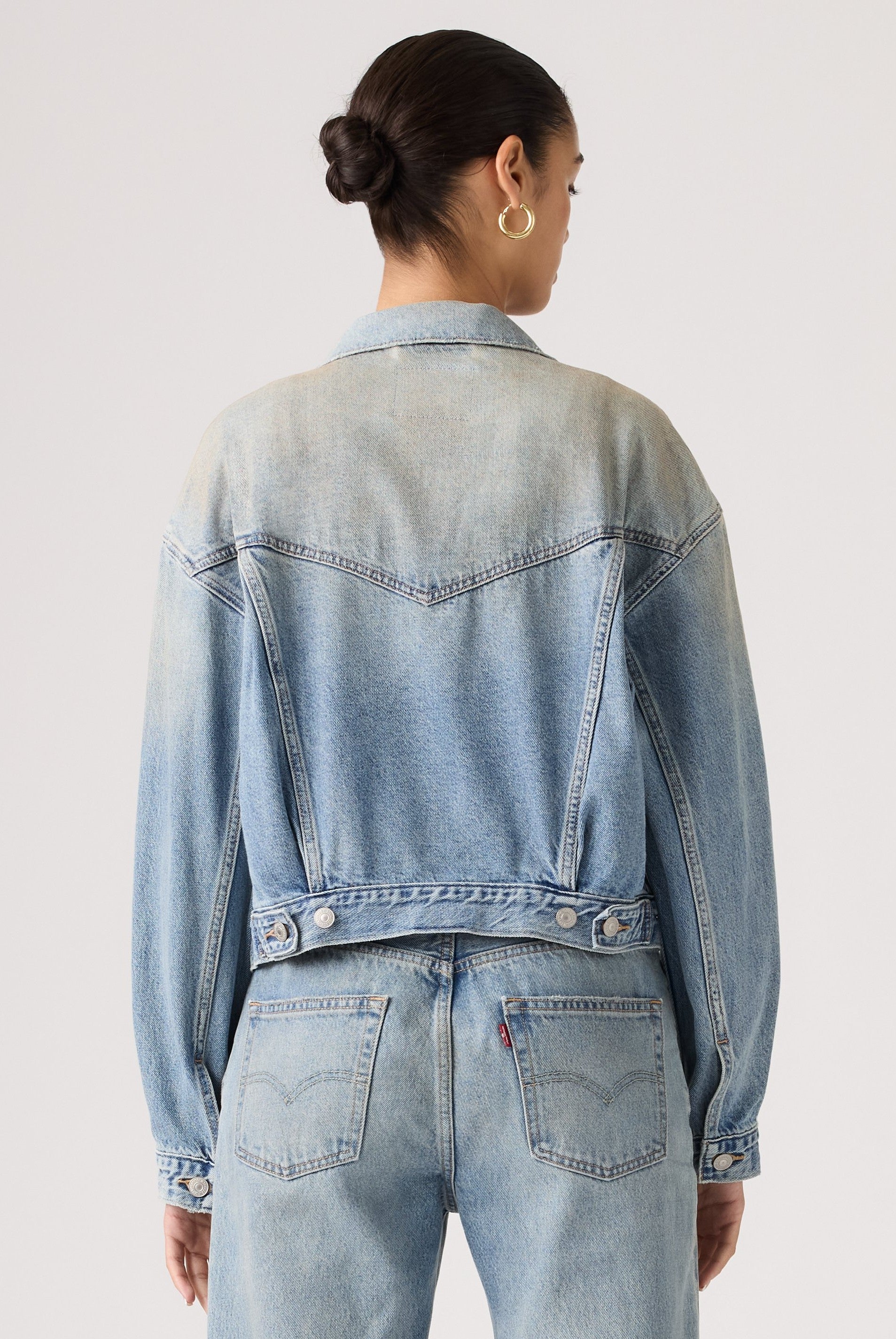 Shrunken 90s Off Roading Trucker