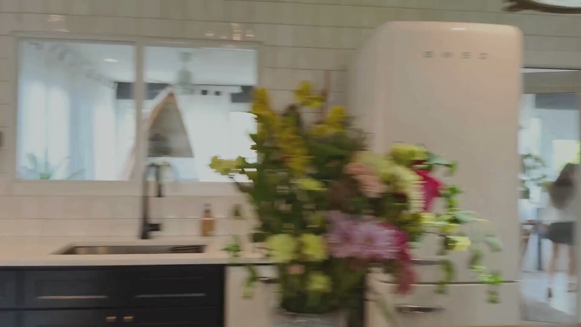 Load video: Tate Madden collection with Isla for South Moon Under